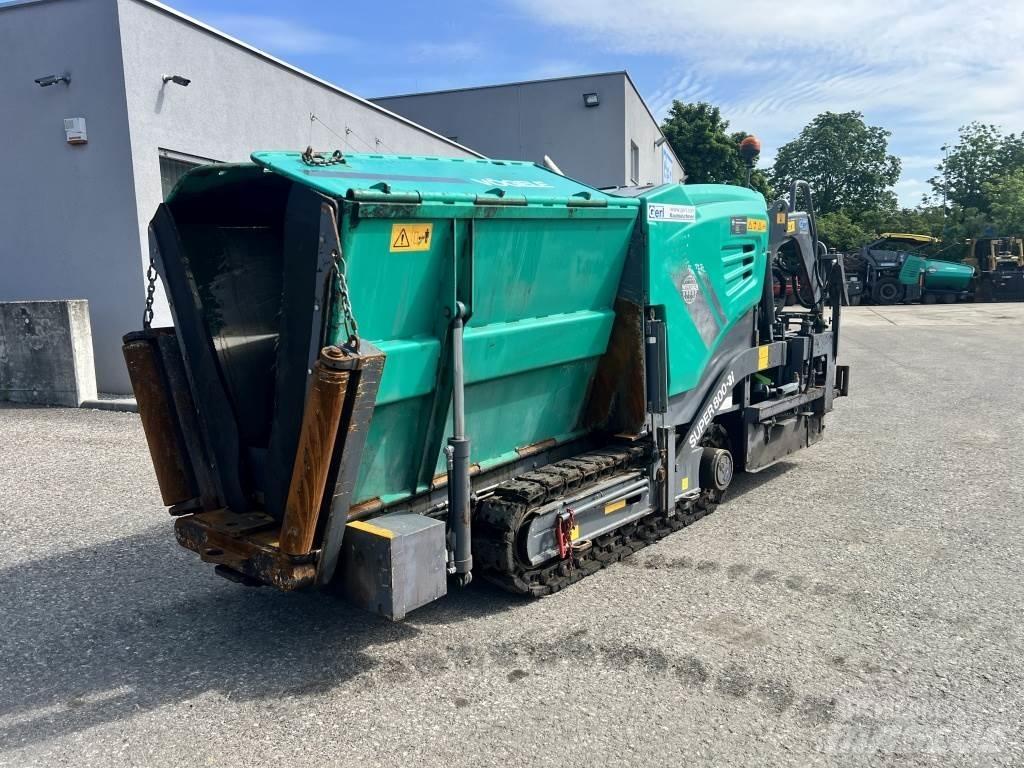 Vögele Super 800-3i Finišery