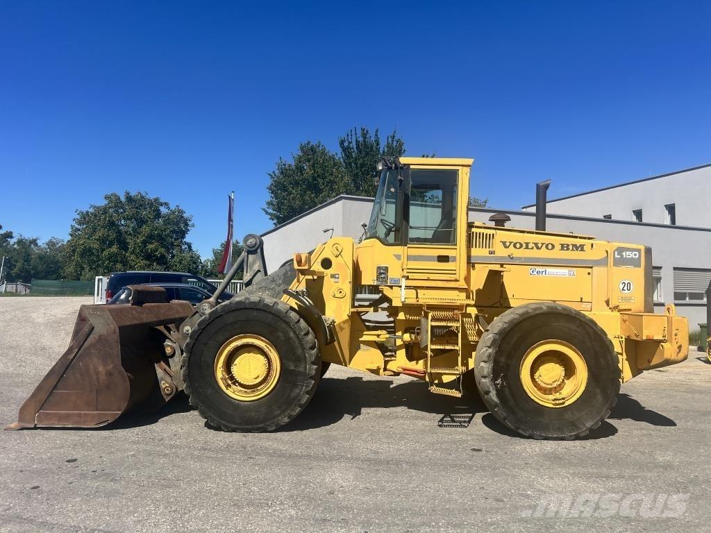 Volvo L 150 Kolové nakladače
