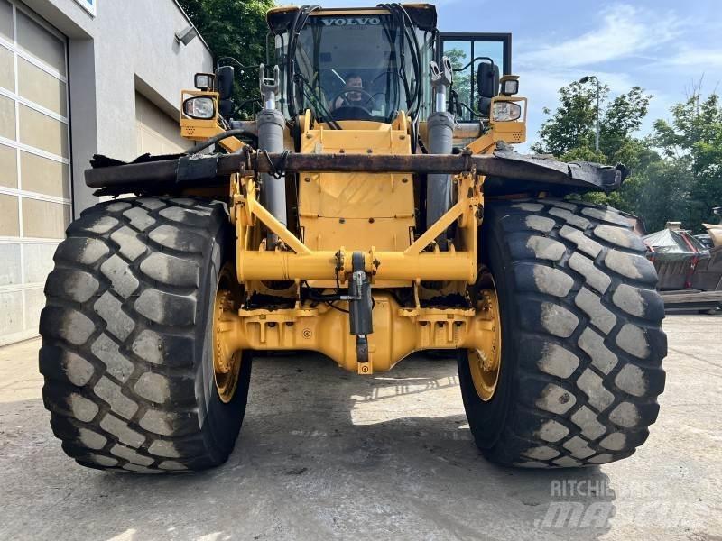 Volvo L 180 G HL Kolové nakladače