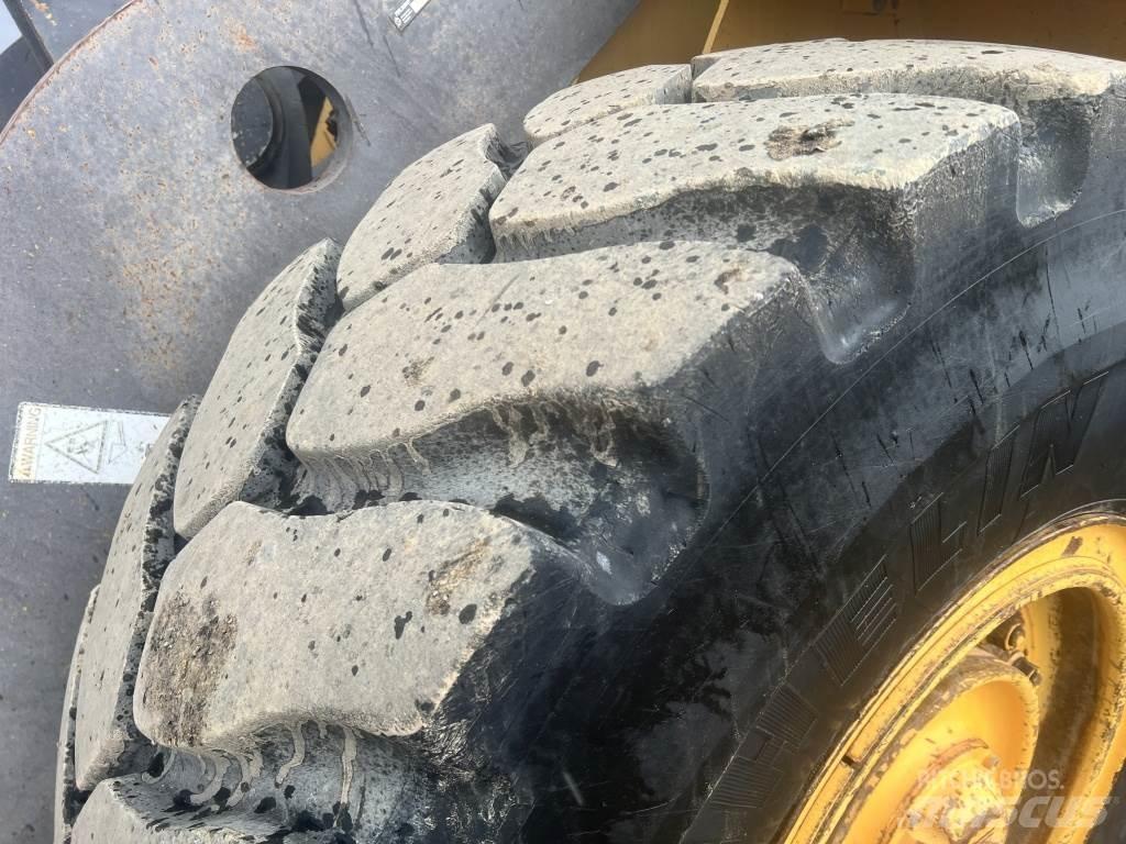 Volvo L 90 C Kolové nakladače