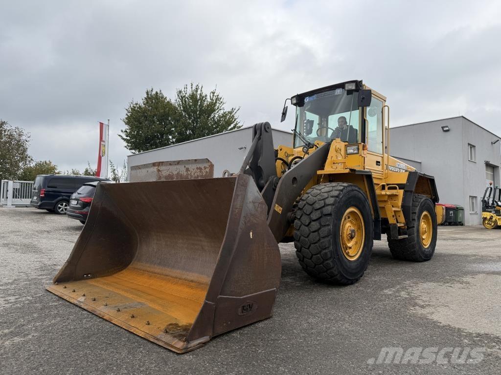 Volvo L 90 C Kolové nakladače