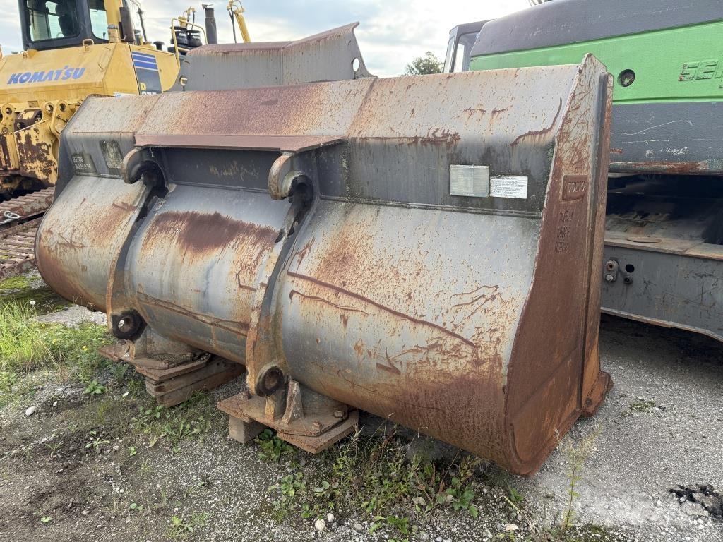 Volvo Schaufel 4,2 m³ Kolové nakladače