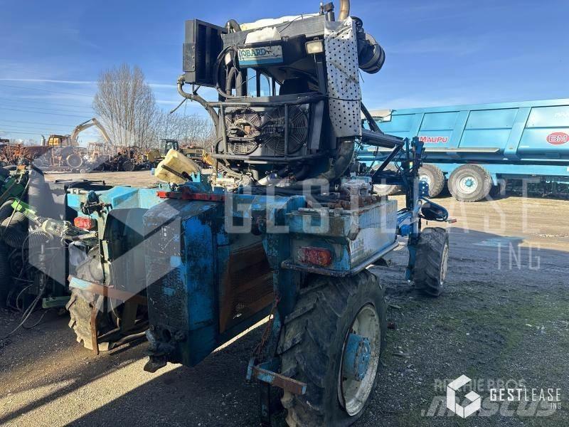 Bobard 1074 TI Traktory