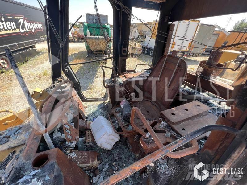 CAT 953C Pásové nakladače