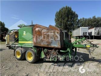 John Deere 744 Ovíječky