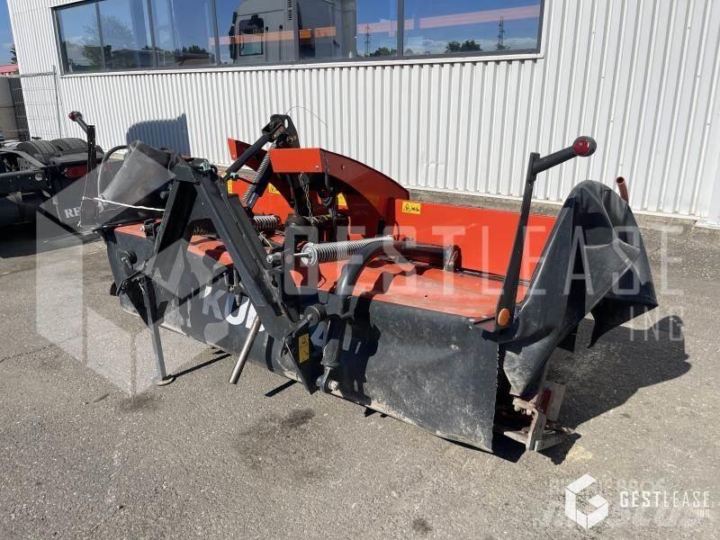 Kubota DM4032 Žací stroje
