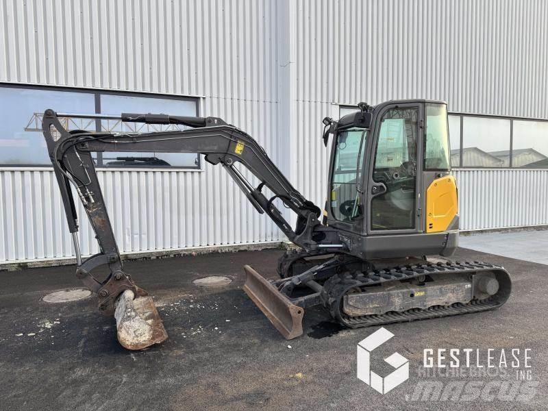 Volvo ECR50D Mini rýpadla < 7t