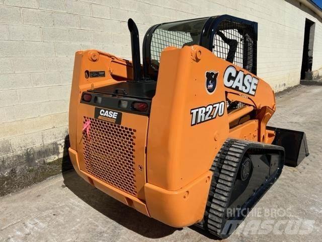 CASE TR270 Smykem řízené nakladače