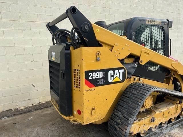 CAT 299D2 XHP Smykem řízené nakladače
