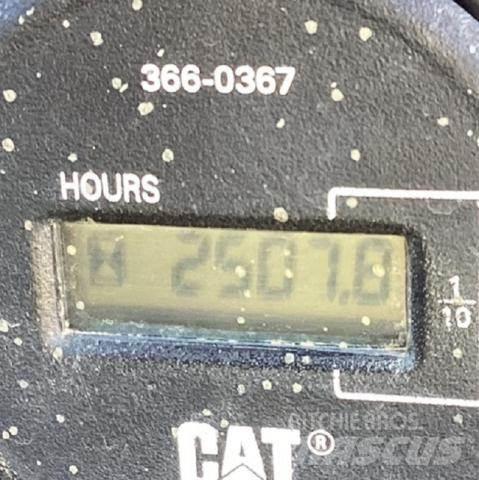 CAT 303.5E2 CR Mini rýpadla < 7t