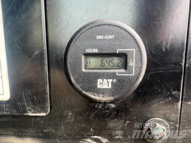CAT 307E2 Mini rýpadla < 7t