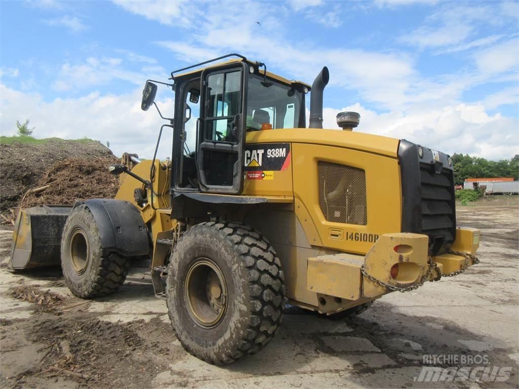 CAT 938M Kolové nakladače