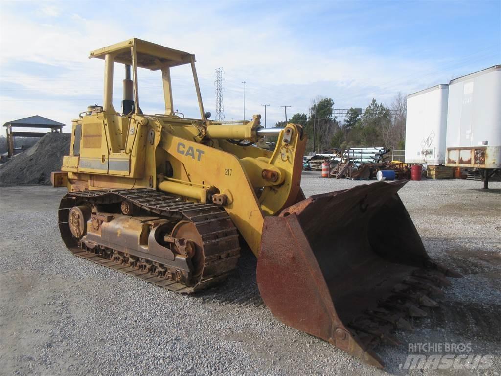 CAT 963 Pásové dozery