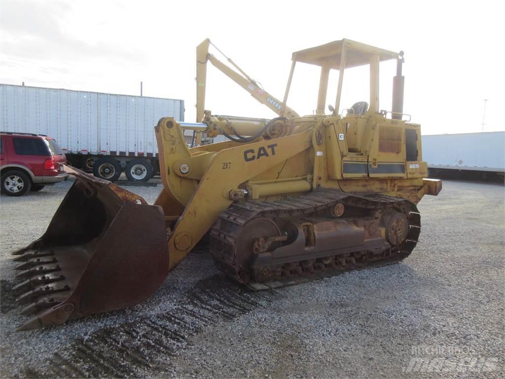 CAT 963 Pásové dozery
