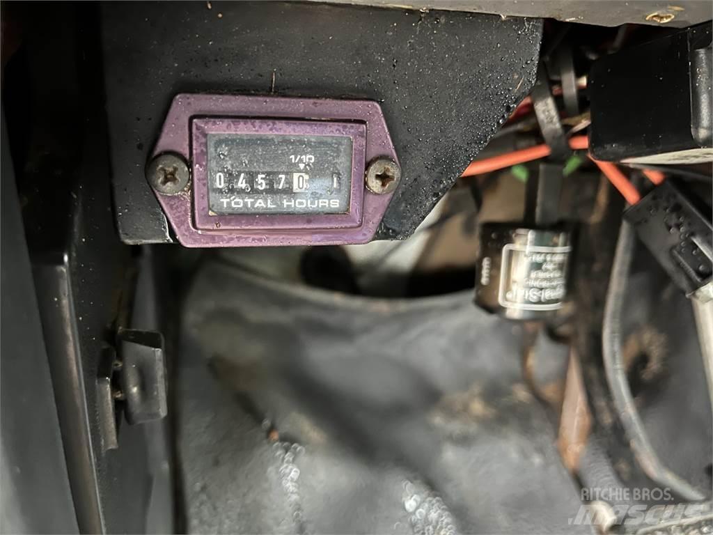 Ford FT900 Sklápěče