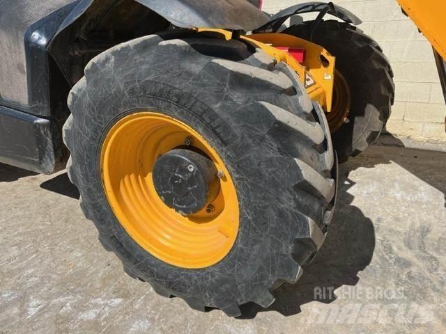 JCB 535-95 Další