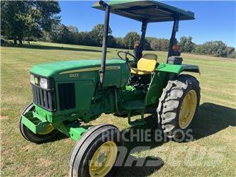 John Deere 5103 Traktory