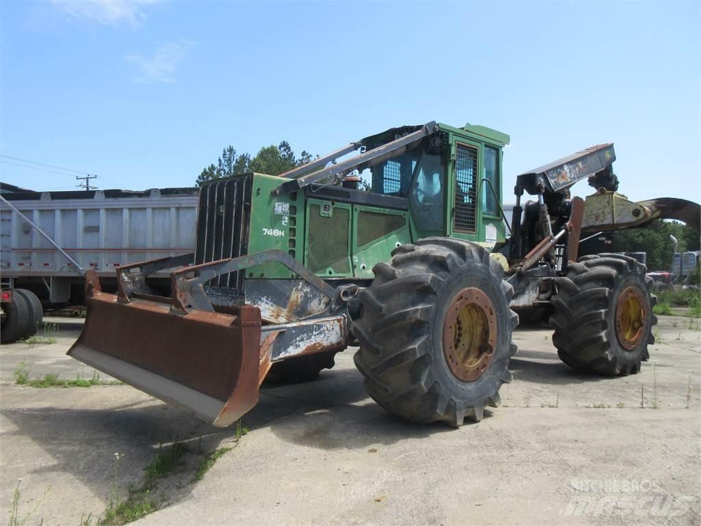 John Deere 748H Skiddery