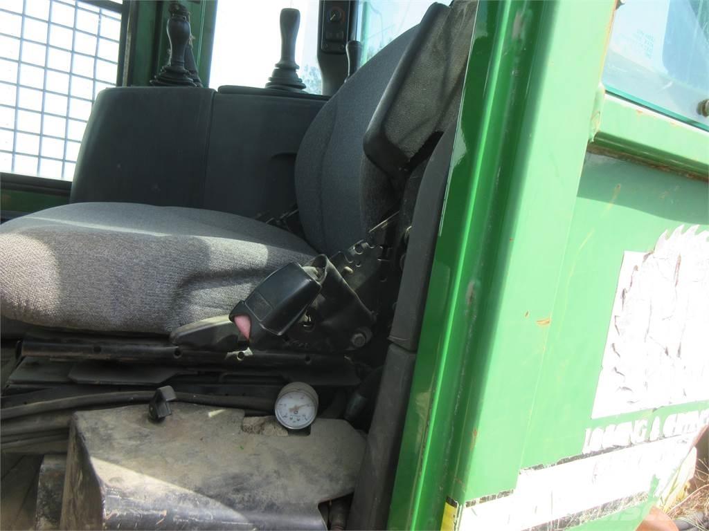 John Deere 748H Skiddery