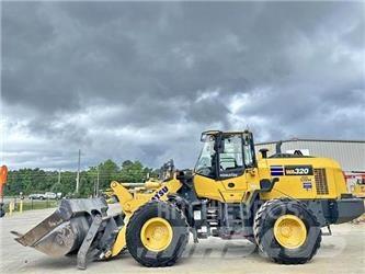 Komatsu WA320-8 Kolové nakladače