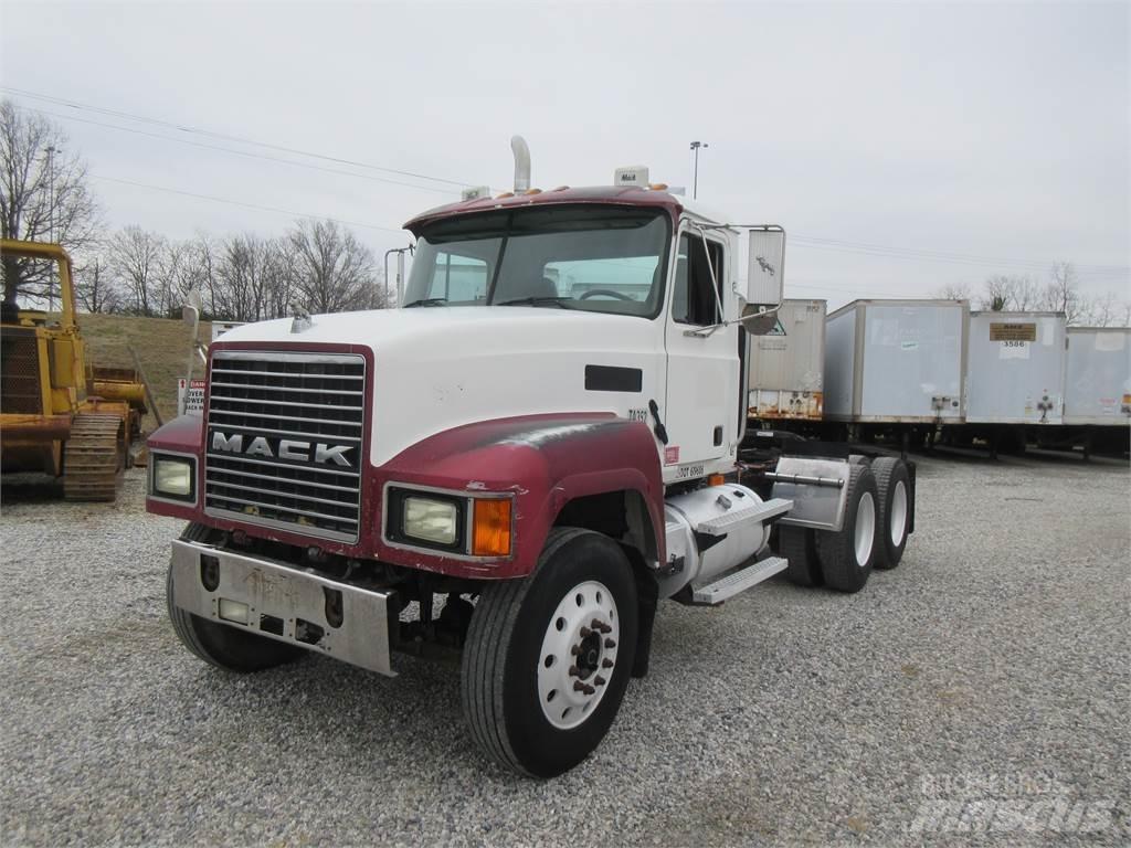 Mack CHN613 Tahače
