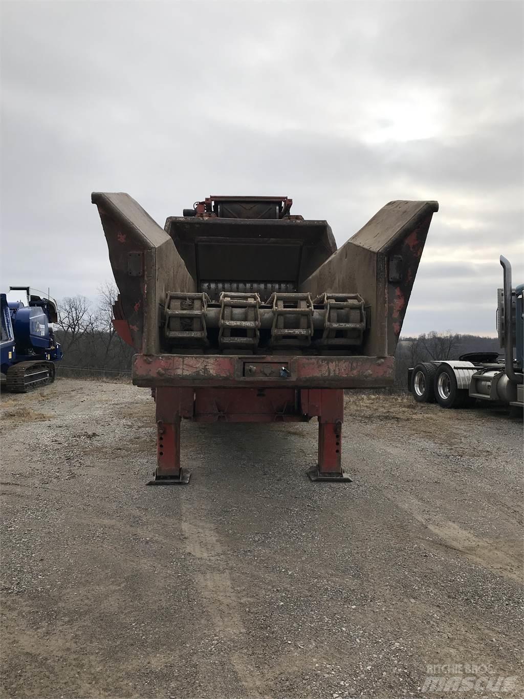 Morbark 3800XL Pily