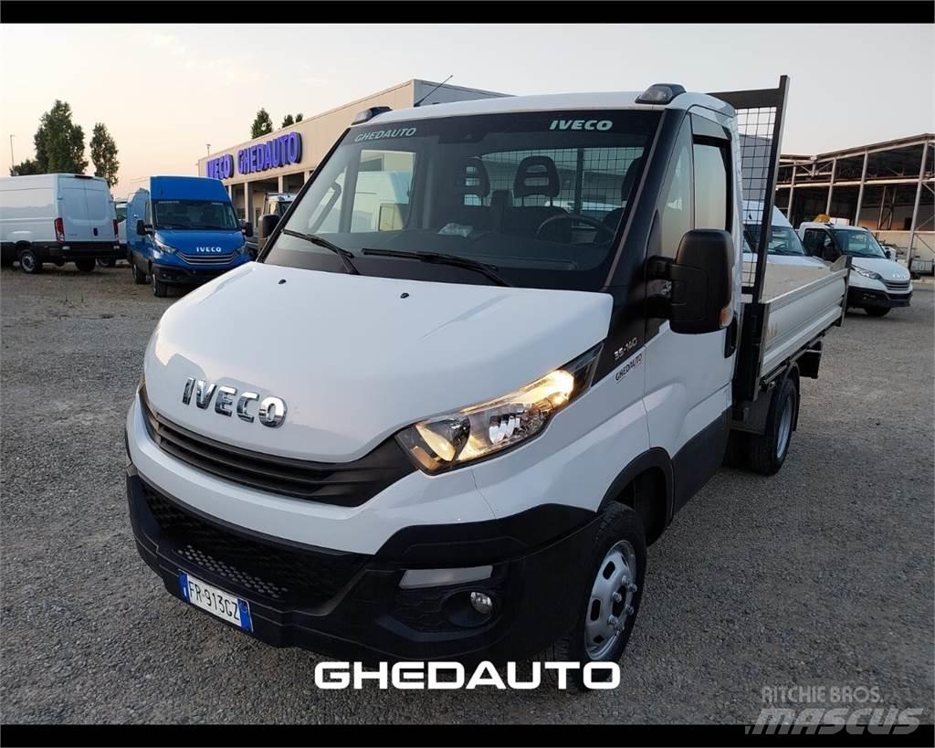 Iveco 35C14 Skříňová nástavba
