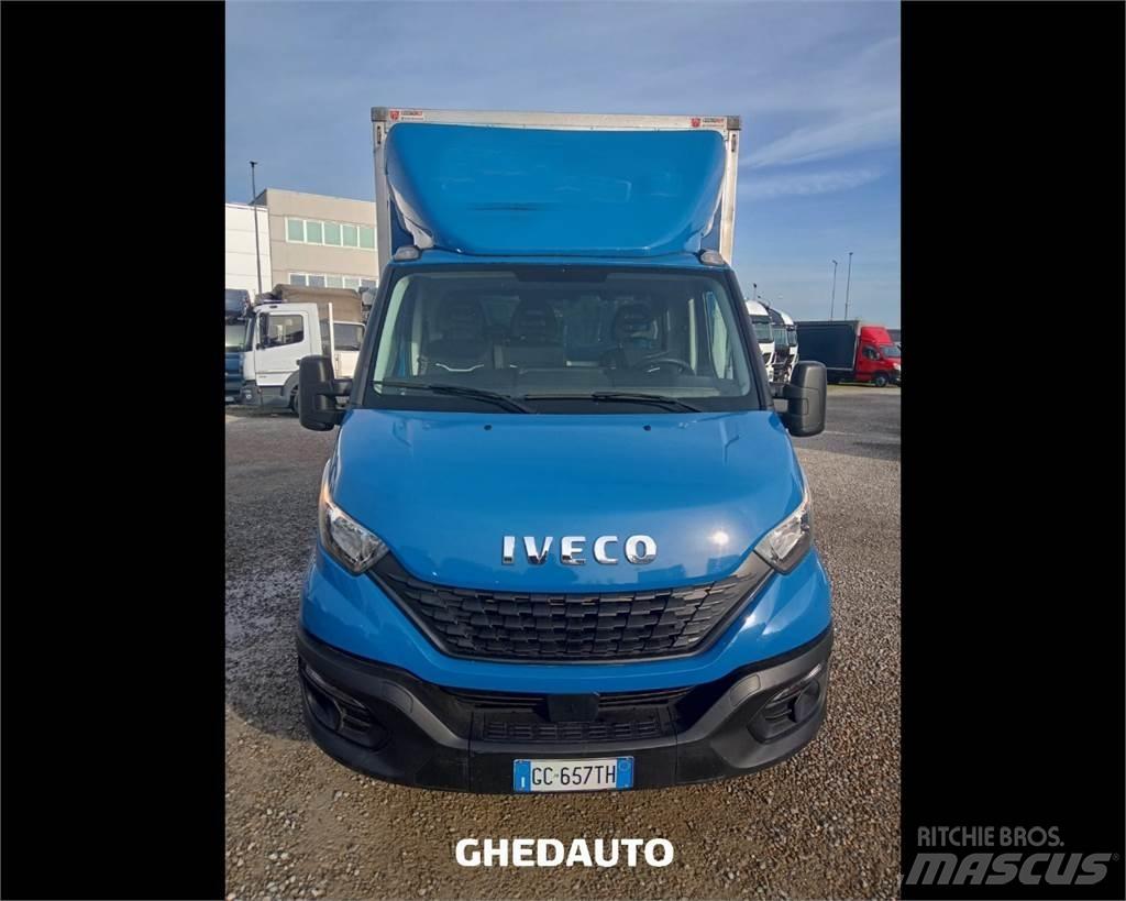 Iveco 35C16 Skříňová nástavba