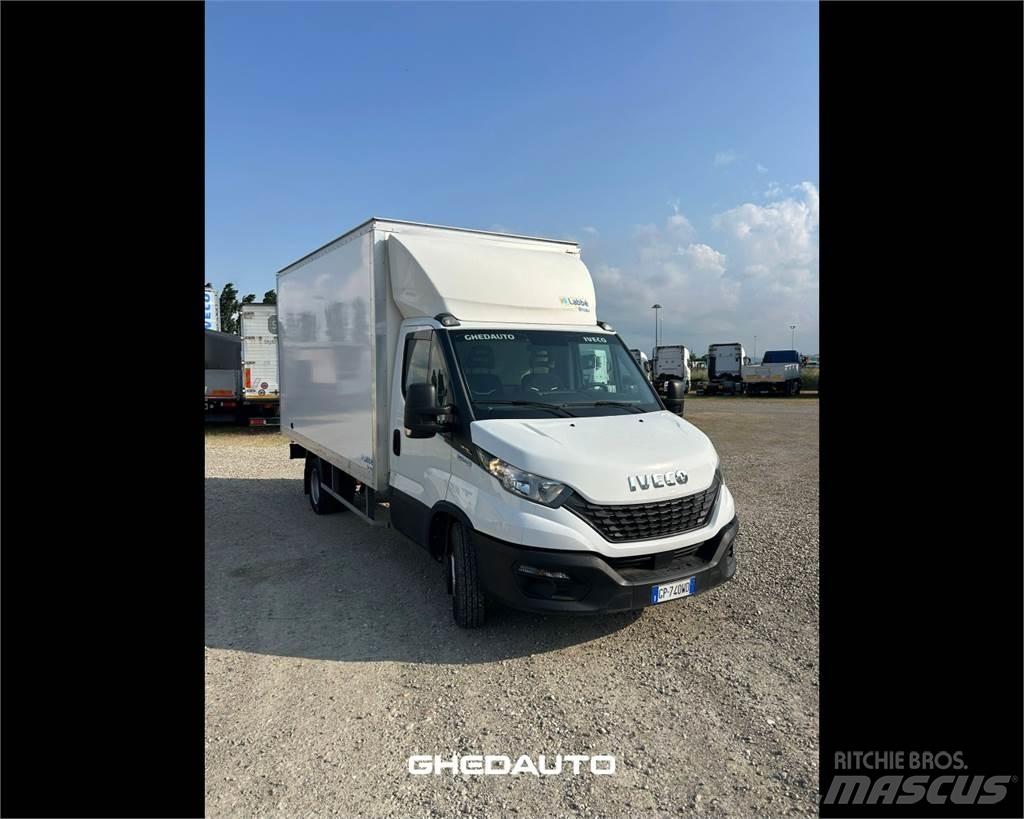 Iveco 35C16 Skříňová nástavba