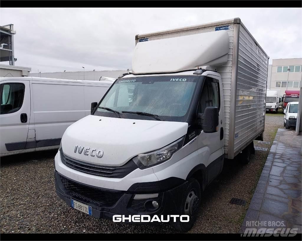 Iveco 35C18 Skříňová nástavba