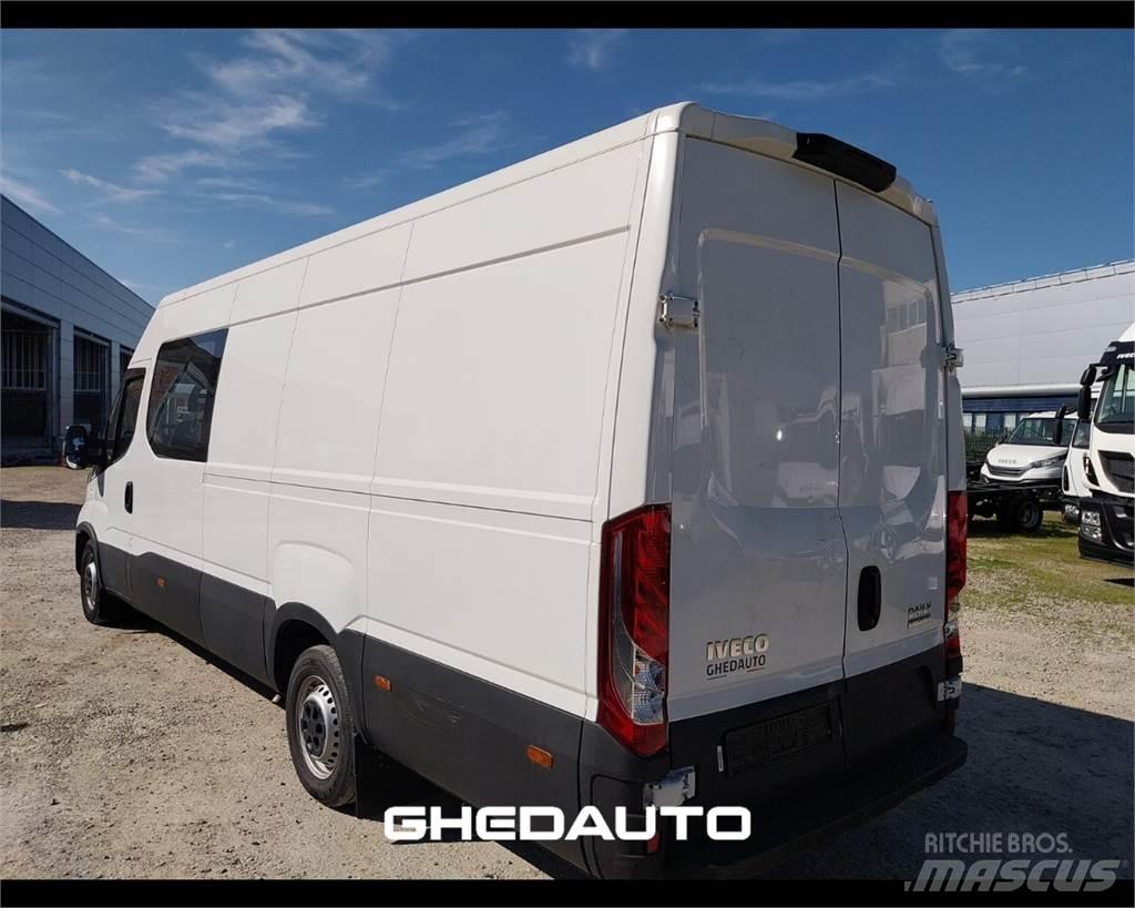 Iveco 35S16 Skříňová nástavba