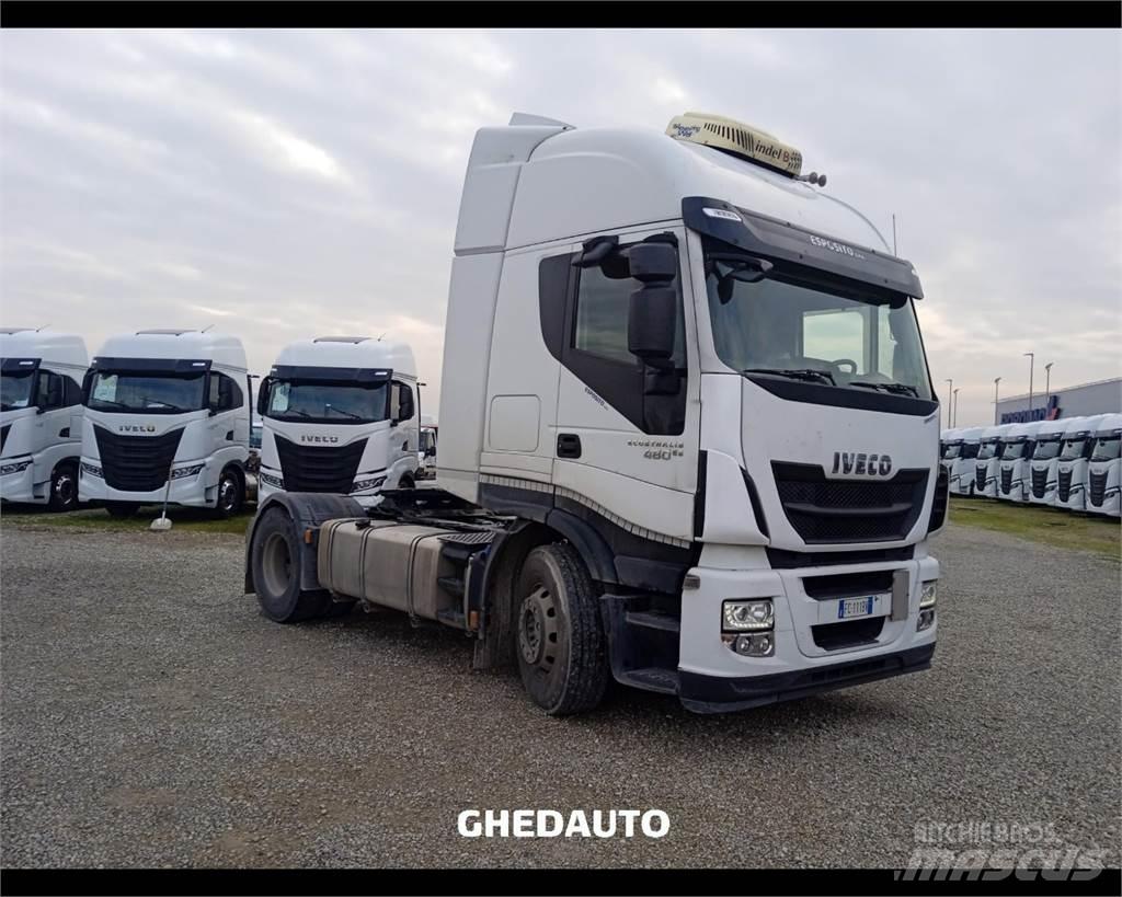 Iveco AS440S48 Skříňová nástavba