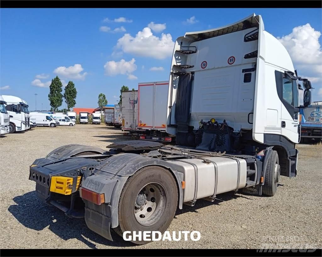 Iveco AS440S48 Skříňová nástavba
