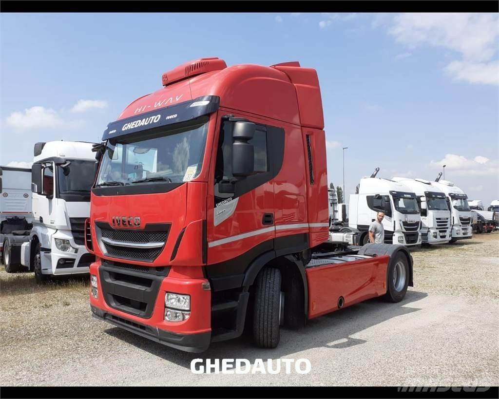 Iveco AS440S48T/P Skříňová nástavba