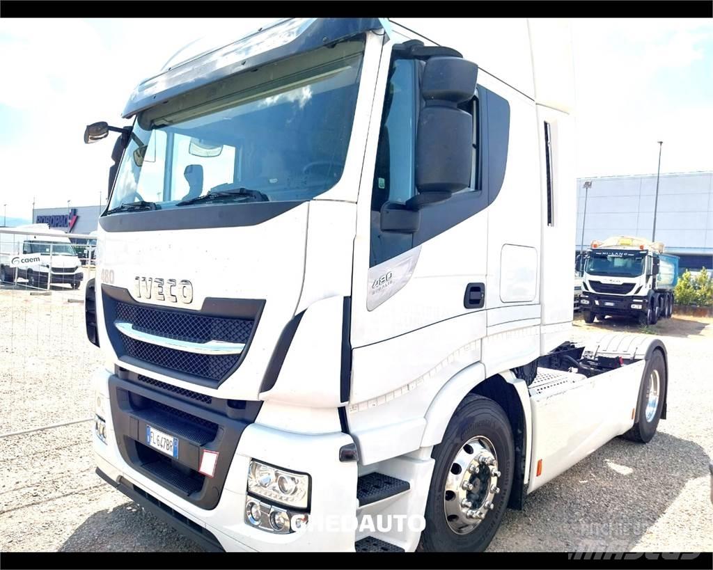 Iveco AS440S48T/P Skříňová nástavba