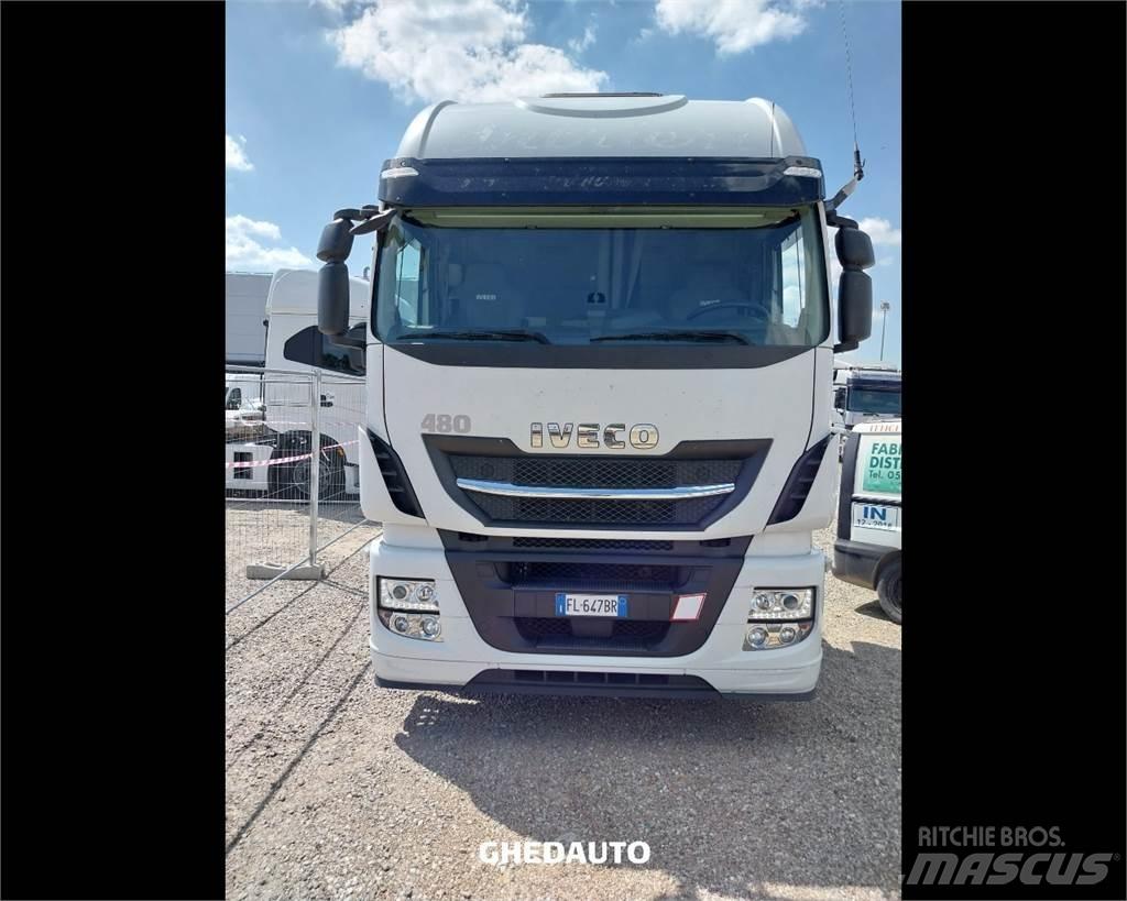 Iveco AS440S48T/P Skříňová nástavba