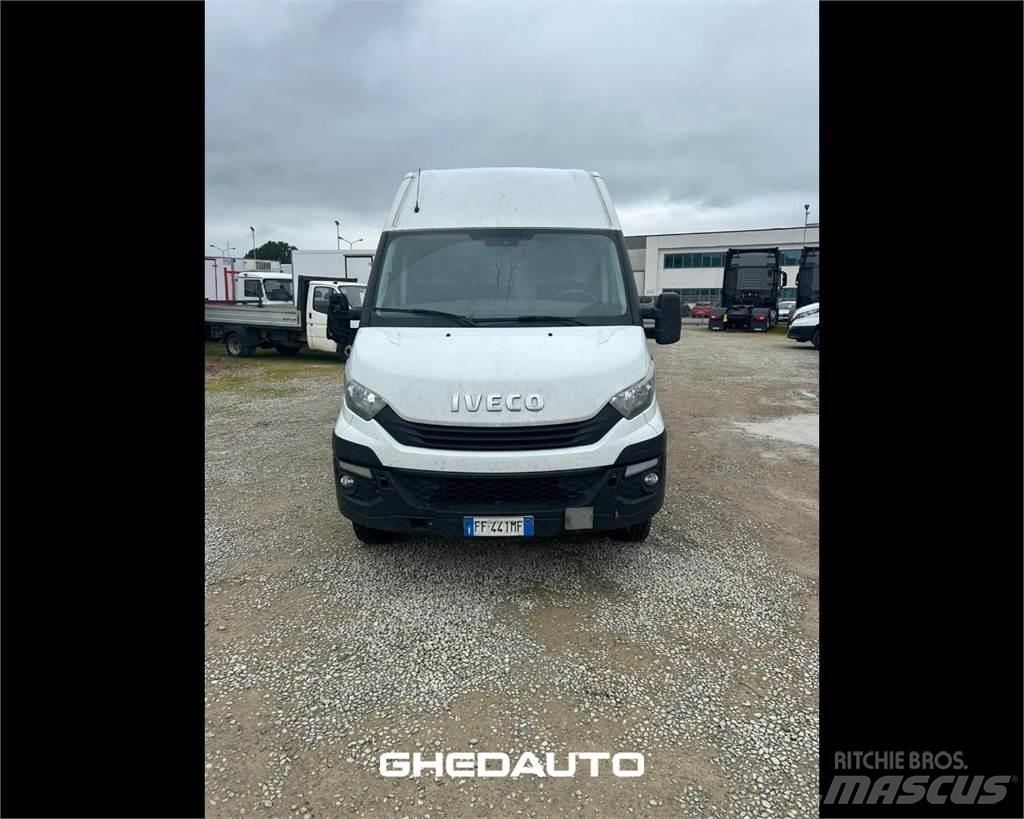 Iveco DAILY 35 Skříňová nástavba