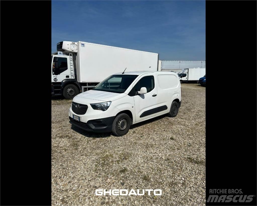 Opel Combo III 2012 Skříňová nástavba