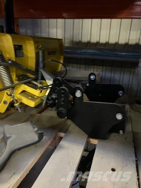 John Deere  Sněžné pluhy, přední sněhové radlice