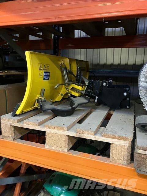 John Deere  Sněžné pluhy, přední sněhové radlice