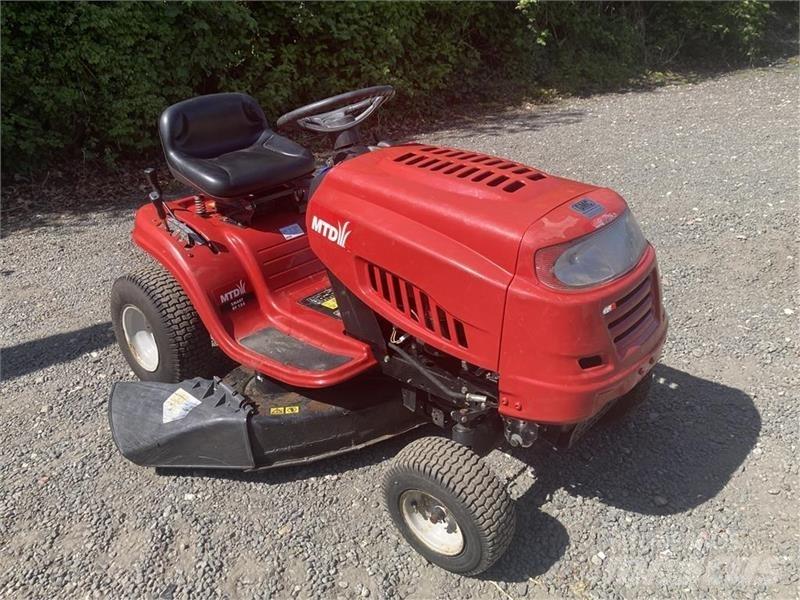 MTD RF 125 Kompaktní traktory