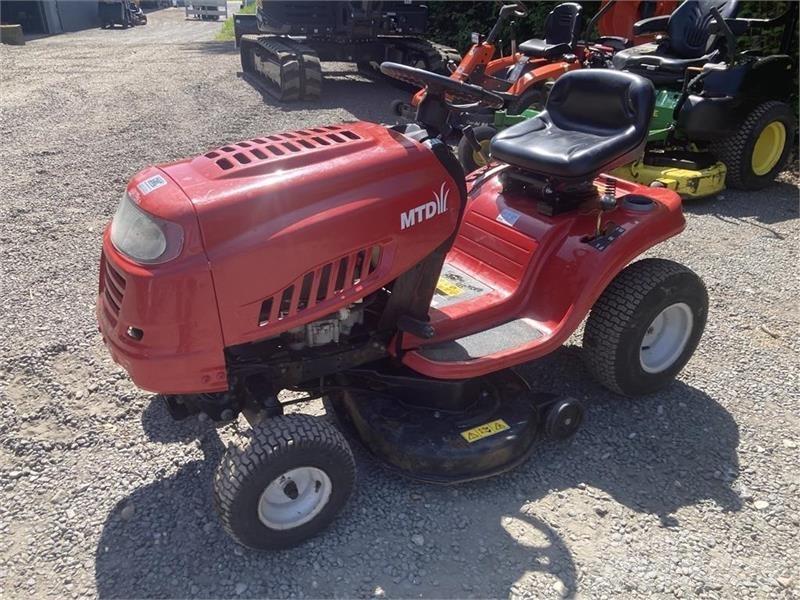 MTD RF 125 Kompaktní traktory