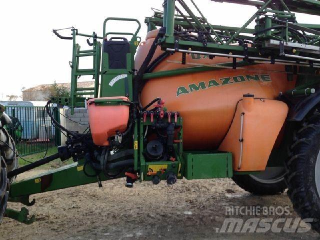 Amazone UX 4200 Tažené postřikovače
