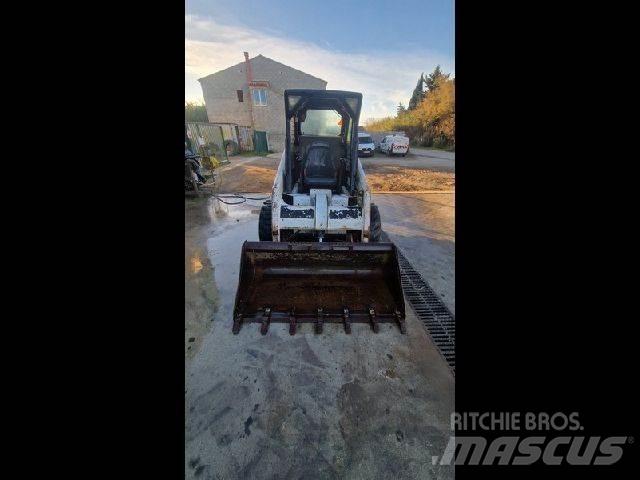 Bobcat S130 Manipulace s materiálem – ostatní