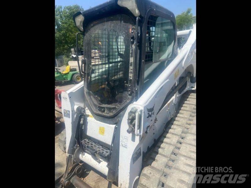 Bobcat T770 Kolové nakladače