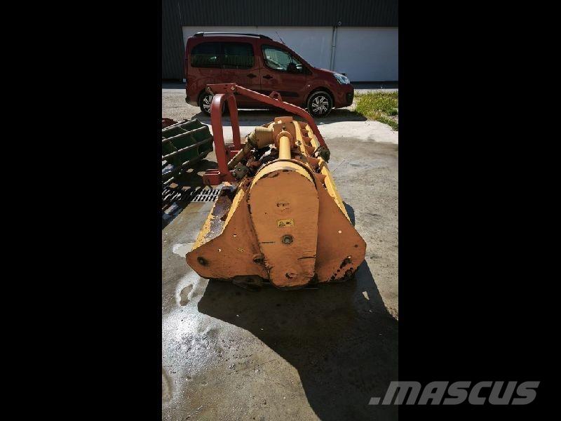  Chabas GU300BS Smyky