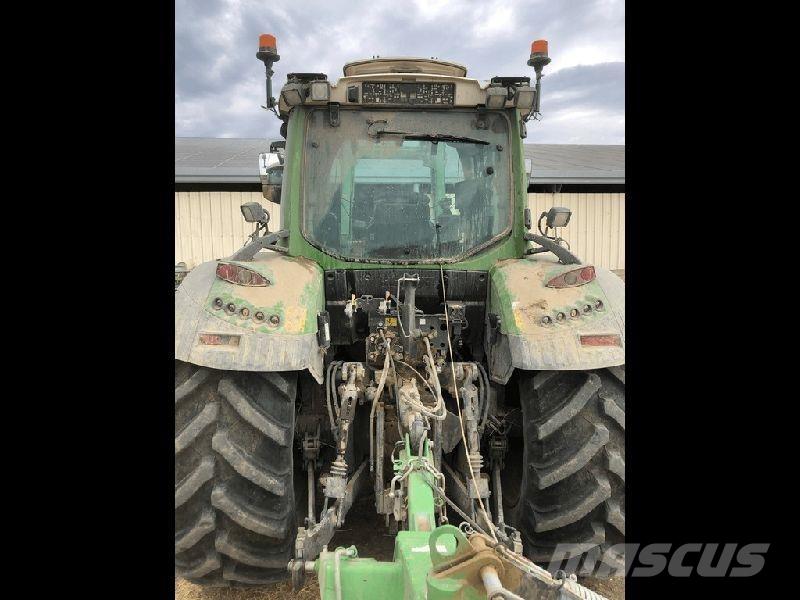 Fendt 516 VARIO Traktory