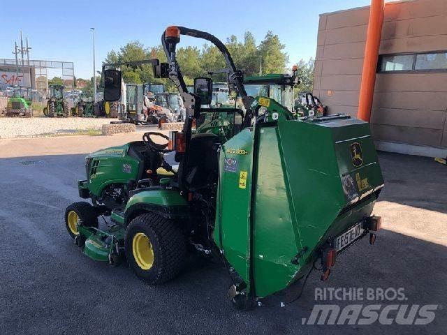 John Deere 1026R Komunální technika - ostatní