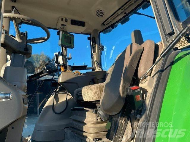 John Deere 6195 M Traktory