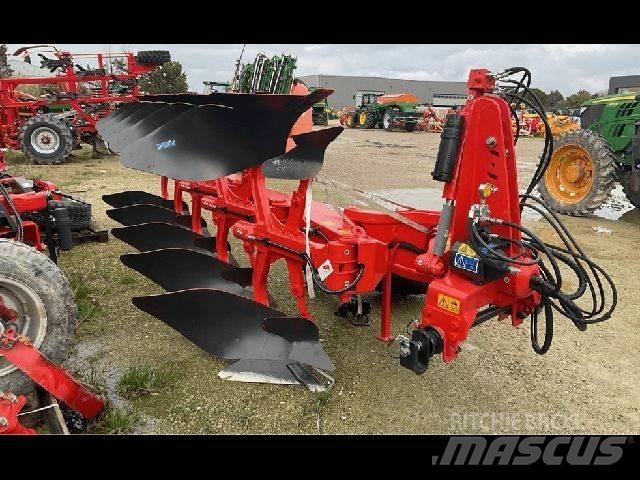 Kuhn VM153 Konvenční pluh